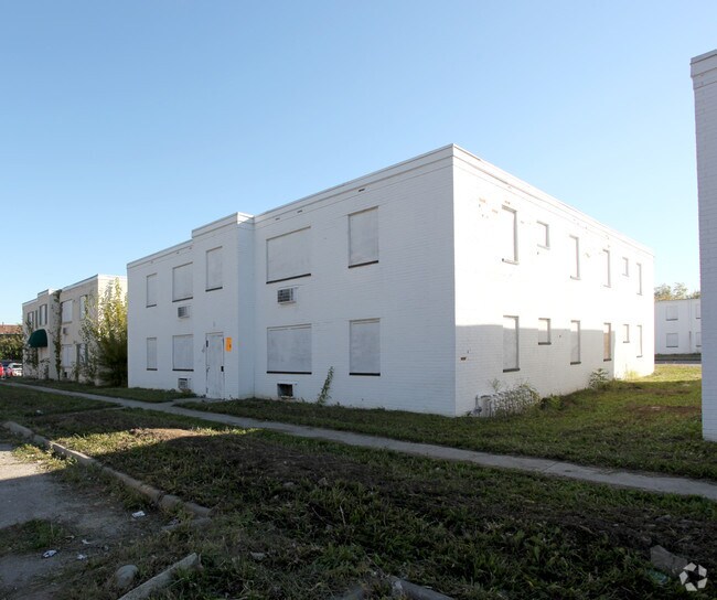 Primary Photo - Lockwood Park