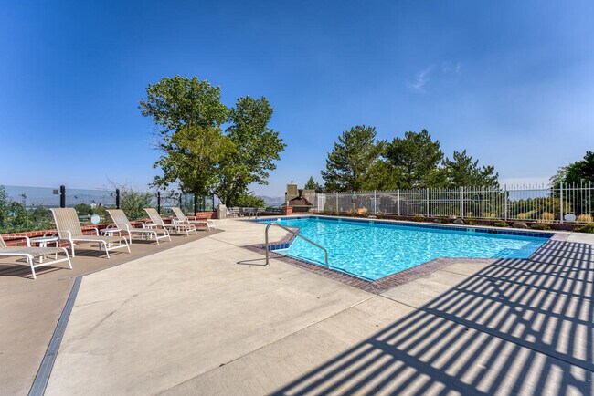 Building Photo - 2320 Overlook Ct
