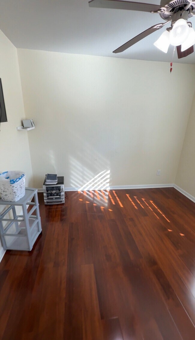 Building Photo - 1610 City Nights Wy