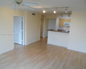 Building Photo - 1919 Van Buren St