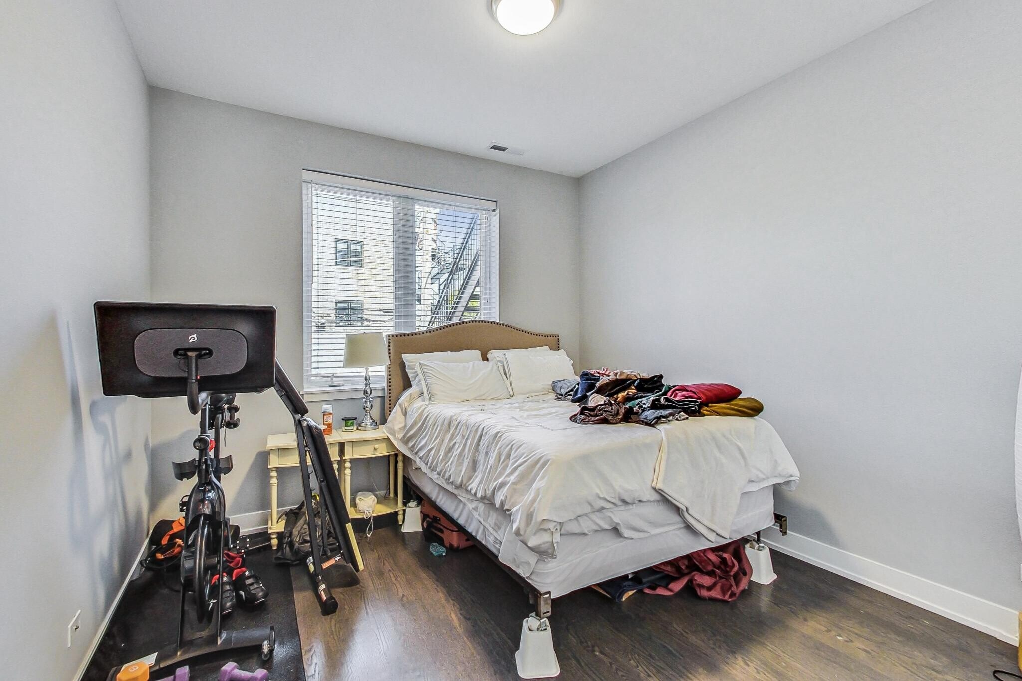 Building Photo - 3620 W Irving Park Rd