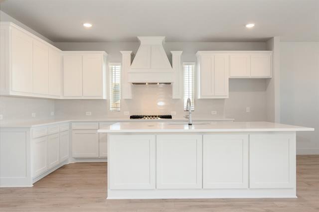 Building Photo - 3743 Milwaukee Ave