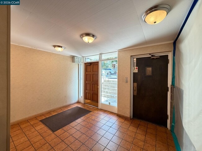 Building Photo - 401 Monte Vista Ave