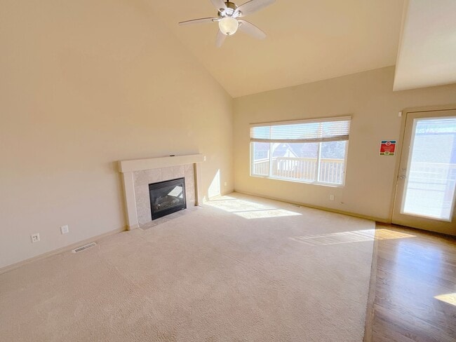 Building Photo - 4 Bedroom Home Available Near Barnes Rd & ...