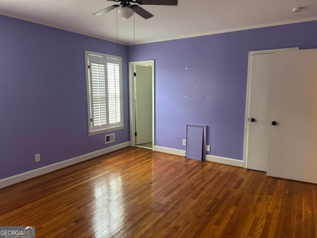 Building Photo - 110 Pine St