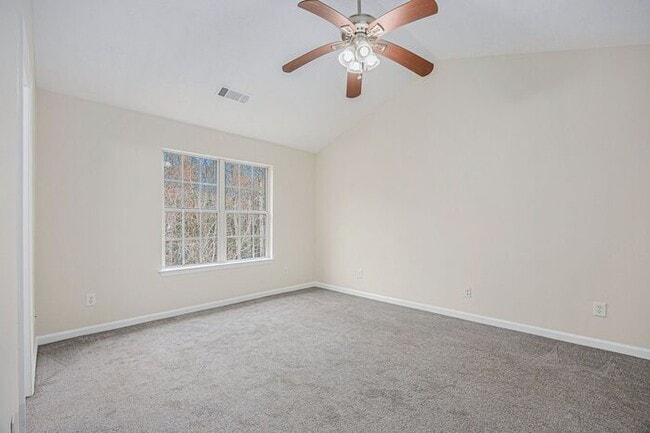 Building Photo - Fully Renovated 3BR/3BA Home with Bonus Room in Lawrenceville!