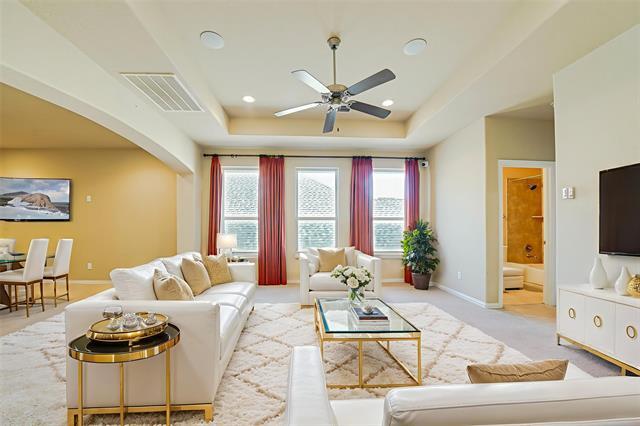 Building Photo - 6844 Westbury Dr