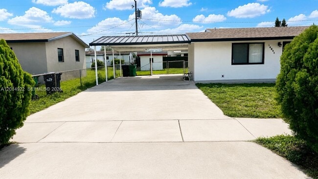 Building Photo - 14801 SW 103rd Pl