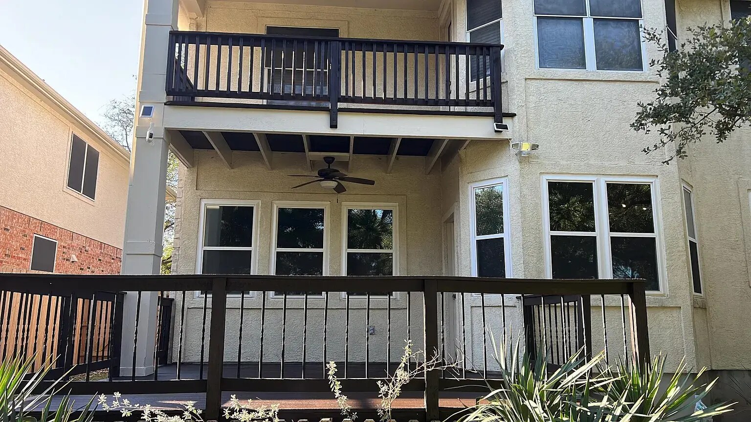 Building Photo - 2251 Shark Loop