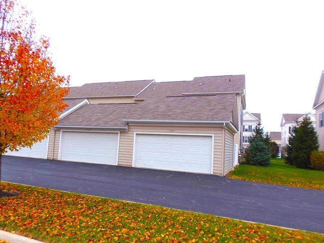 Building Photo - Two Bedroom Dublin Condo Rental at Hayden ...