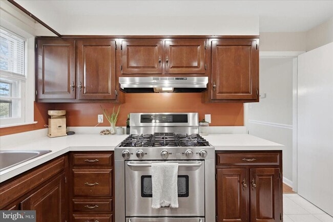 Building Photo - 8414 Danford Ct