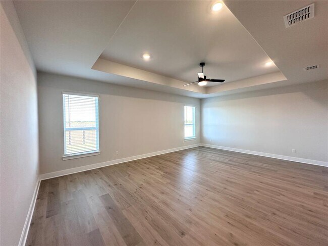 Building Photo - 309 E Luna Blue Ln