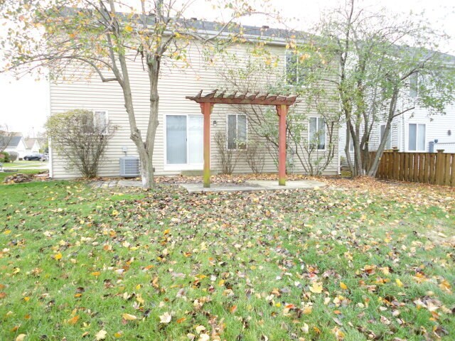 Building Photo - 14029 S Lakeridge Dr