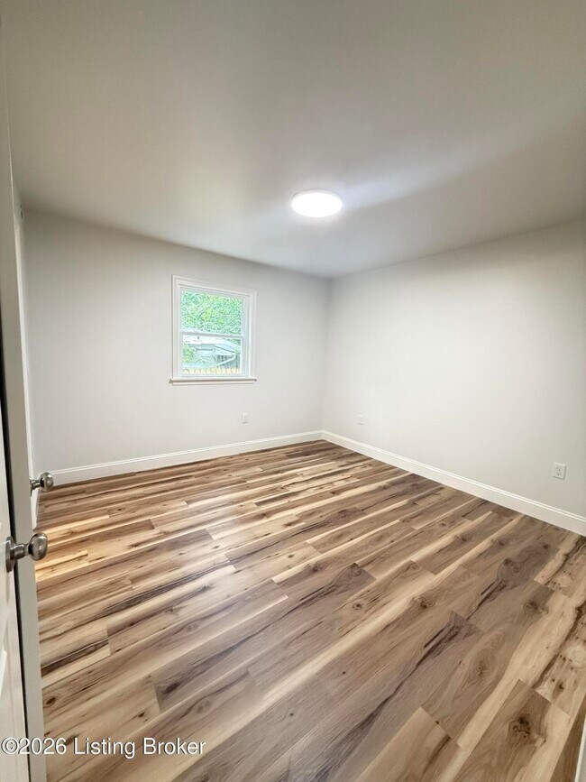 Building Photo - 1710 Gagel Ave