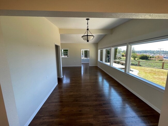 Building Photo - 4314 Eagle View Ct