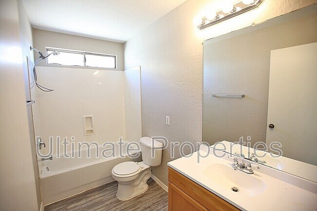 Building Photo - 12441 W Rosewood Dr