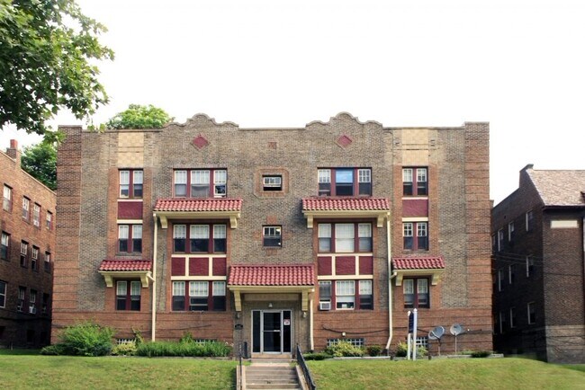 Building Photo - Phillips Ave Apartments
