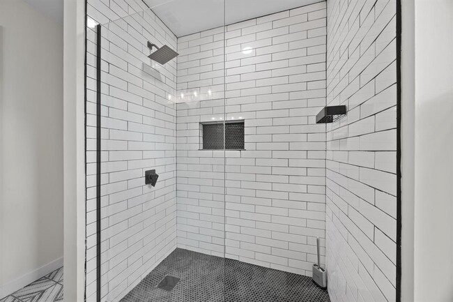Building Photo - 8708 Huebinger Pass