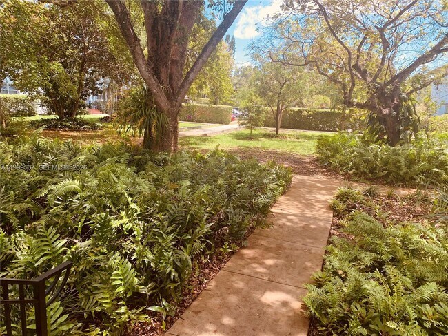 Building Photo - 5605 SW 80th St