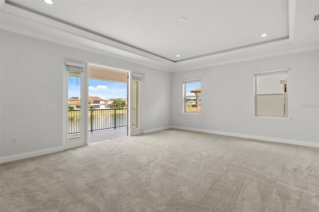 Building Photo - 10511 Royal Cypress Way