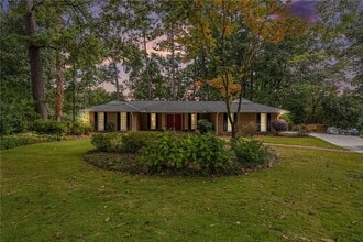 Building Photo - 2324 Waterton Ct