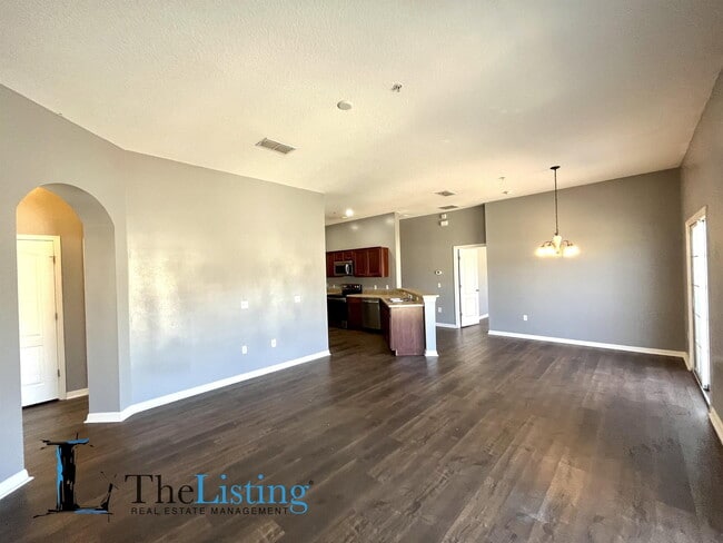 Building Photo - 7125 Red Lantern Dr
