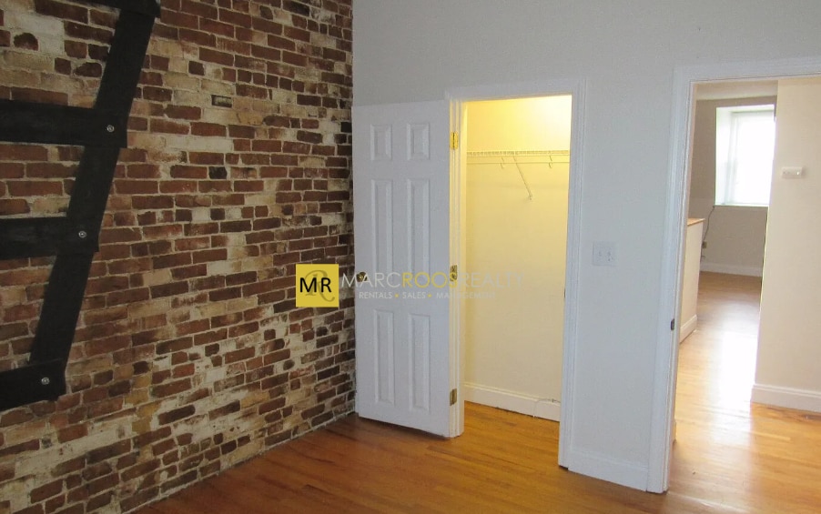 Building Photo - 676 Tremont St