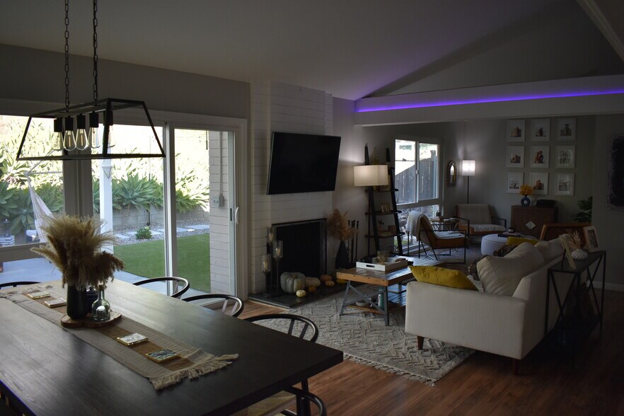 Building Photo - 6671 Jackson Dr