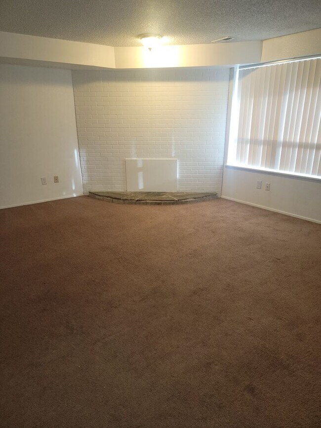 Building Photo - 12121 105th Ave Ct E