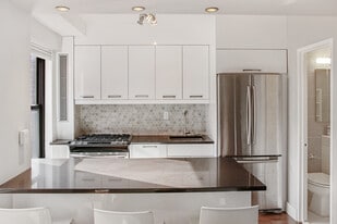 Building Photo - 345 W 145th St