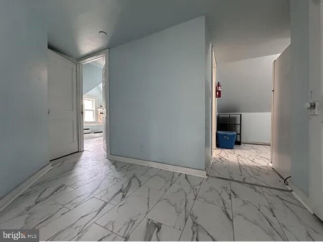 Building Photo - 110 S Broad St