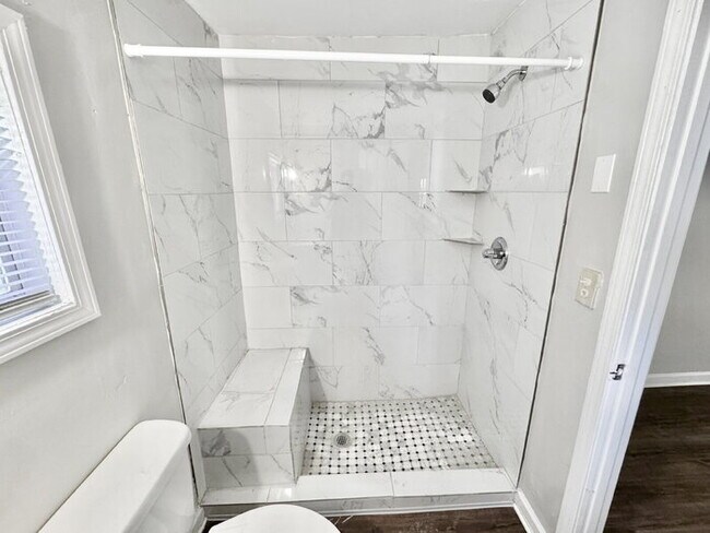 Building Photo - 324 Harrell St