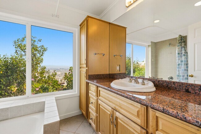 Building Photo - 45 Graystone Terrace