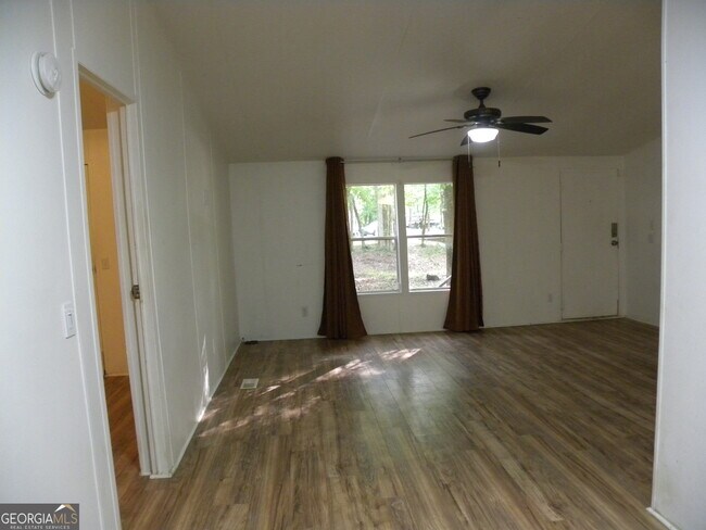 Building Photo - 158 Bell Acres Rd
