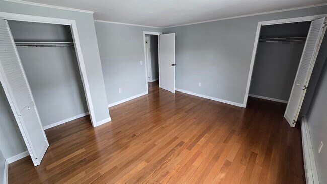 Building Photo - 158 Beech St
