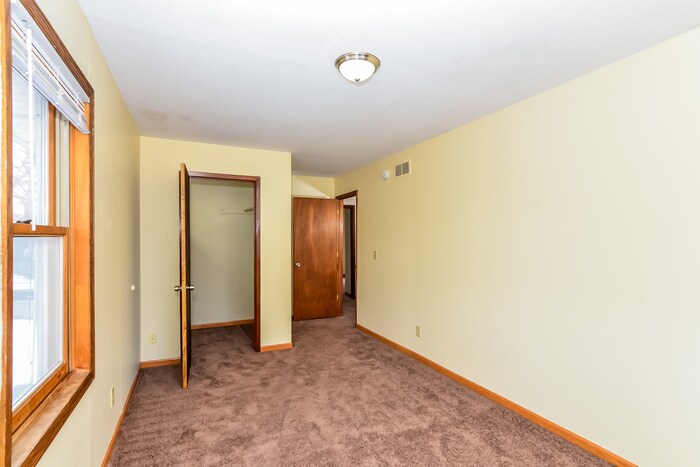 Building Photo - 3613 E 42nd St