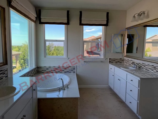 Building Photo - House is occupied *DO NOT DISTURB TENANTS* Call office with any questions