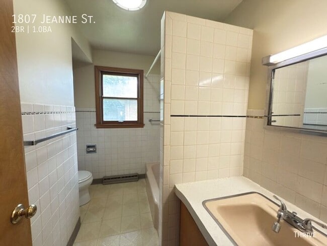 Building Photo - 1807 Jeanne St