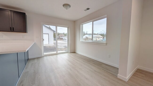 Building Photo - 4307 N Torrez Ln