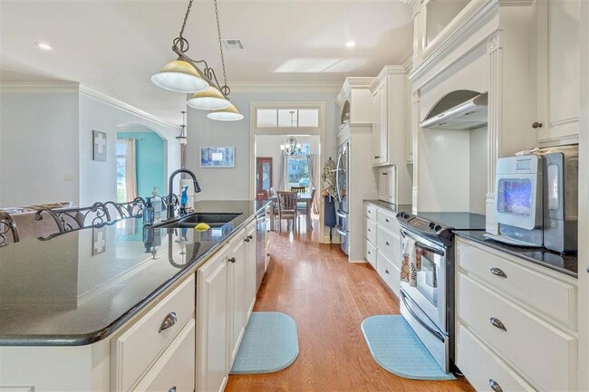 Building Photo - 4108 Linda Ln