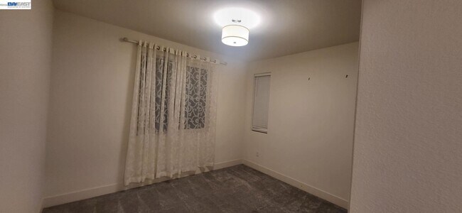 Building Photo - 6716 Anton St