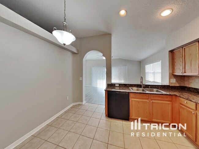 Building Photo - 13017 Brant Tree Dr