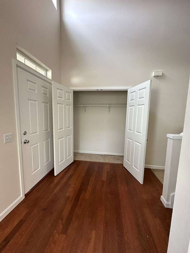 Building Photo - Sanders Mill Neighborhood 3 Bedroom, 2 Bat...