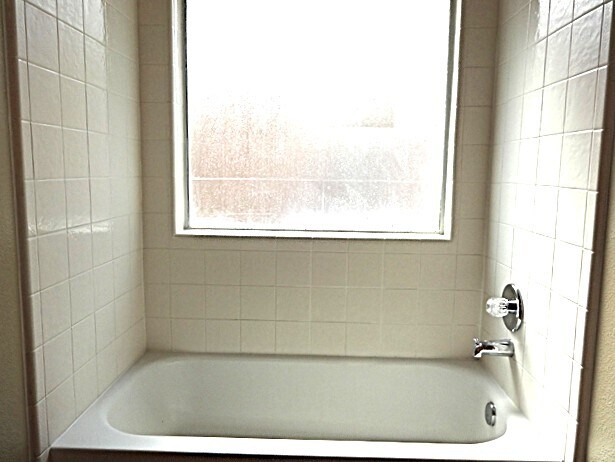 Building Photo - 423 Brushy Glen Dr