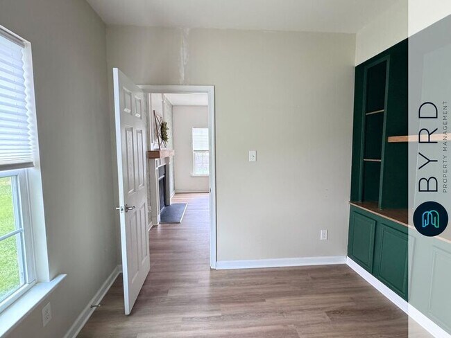 Building Photo - 7025 Heartleaf Ln