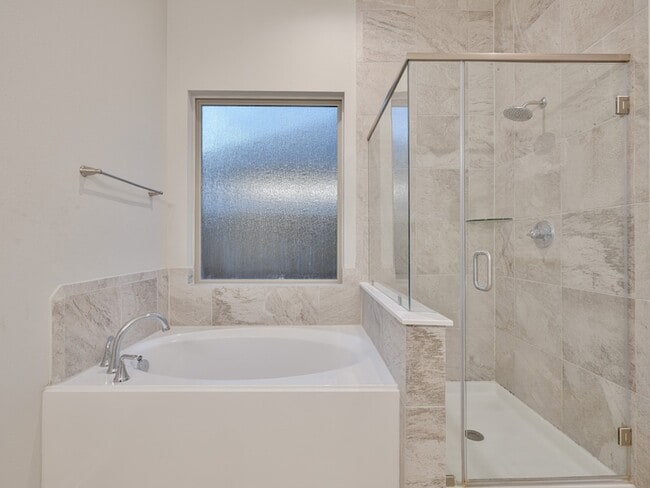 Building Photo - 7918 Pershing Ave