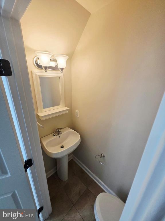 Building Photo - 48390 Sunburst Dr