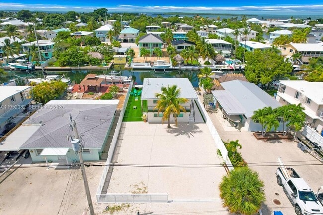 Building Photo - 125 Gardenia St