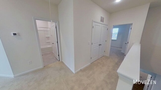 Building Photo - 720 Lucky Clover Way