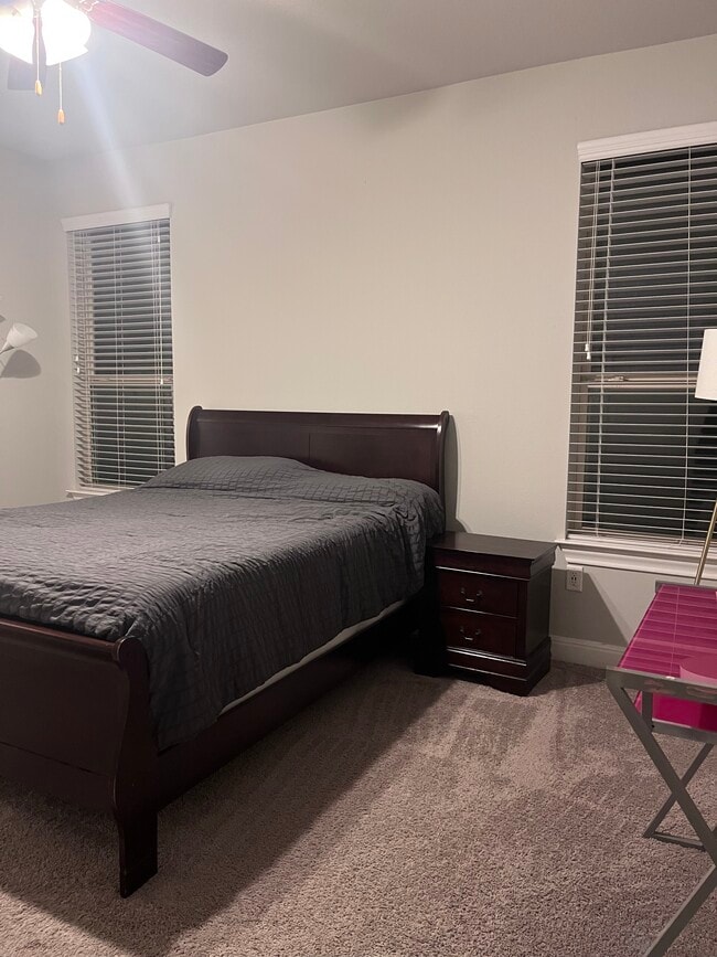 Building Photo - 1005 Boatswain Wy